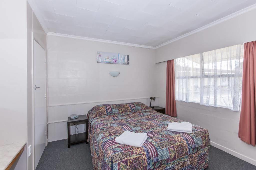 Kensington Motel Whangarei Εξωτερικό φωτογραφία